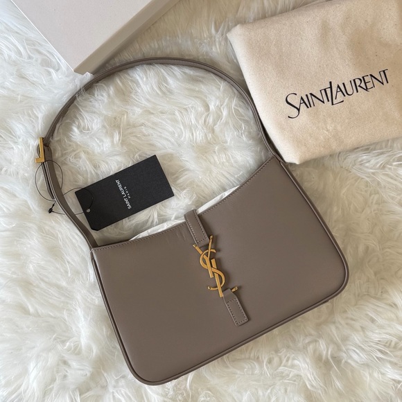 Saint Laurent Handbags - SAINT LAURENT 5 A 7 SHOULDER BAG
